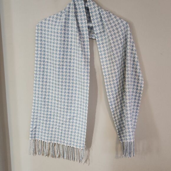 Coach scarf houdstooth blue white fringe soft womens scarf winter scarf preowned - Picture 7 of 10